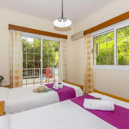 Iliada 6 Hotel *